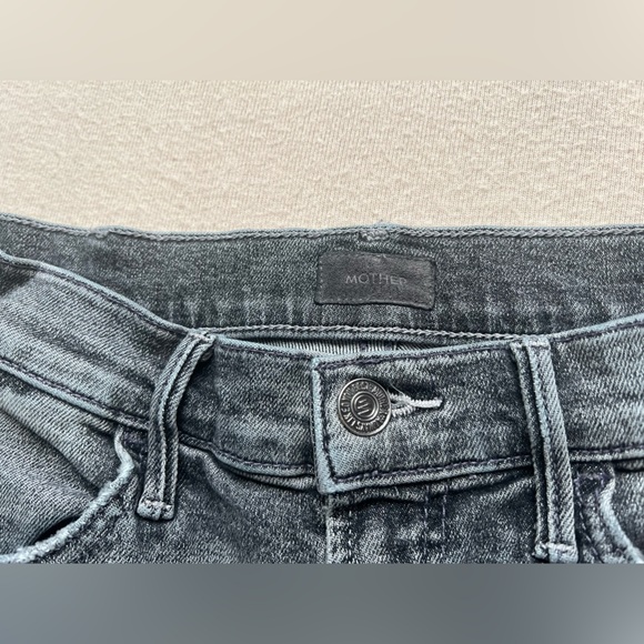 Mother Hustler Crop Step Chew Jeans Sz 27 Scene of the Crime Black Denim - Picture 4 of 14